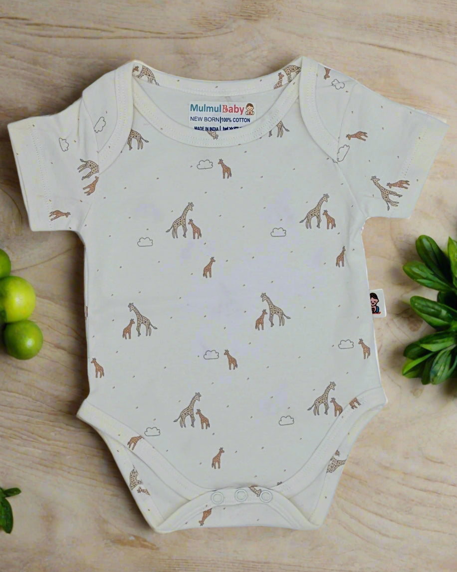 Cotton infant onesie, giraffe print
